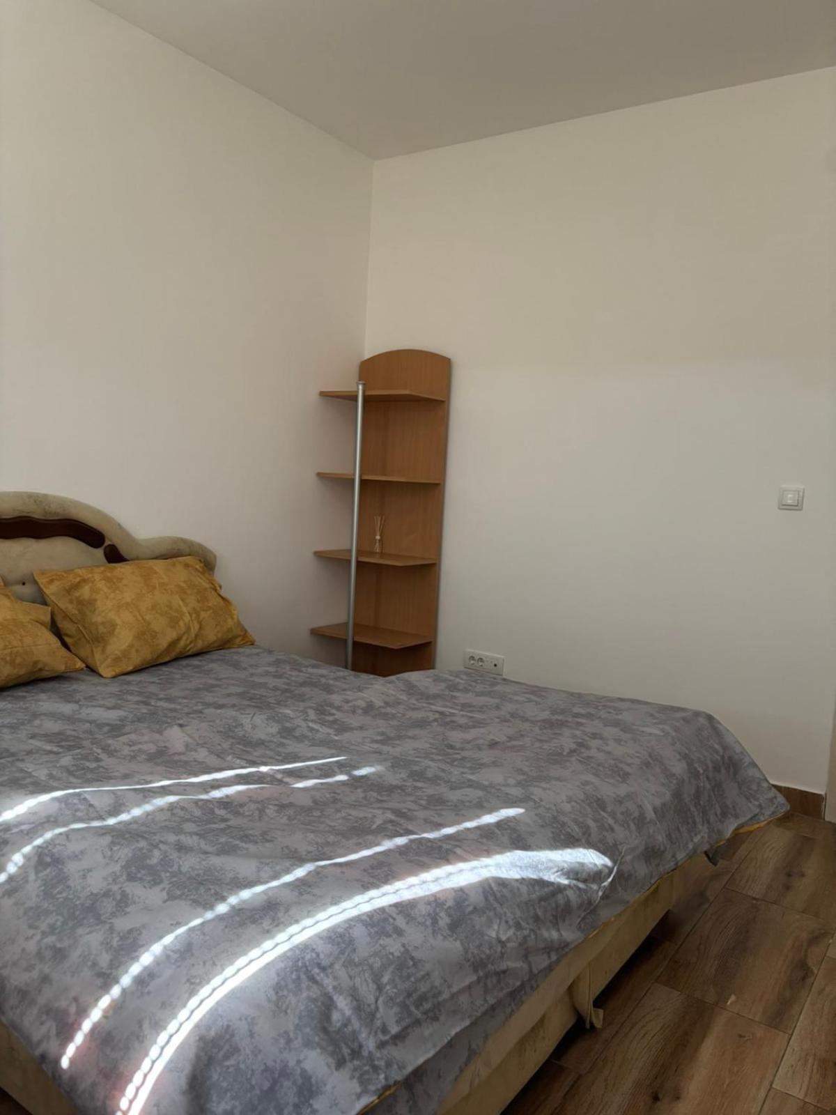 Dp Lux Apartman Obrenovac Luaran gambar